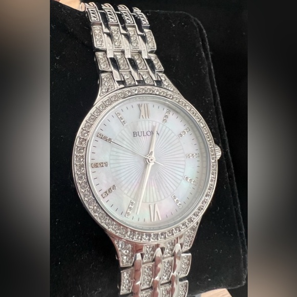 Bulova Swarovski Crystal Ladies Watch Mother of Pearl Face Gorgeous New w/o Tags main image 10